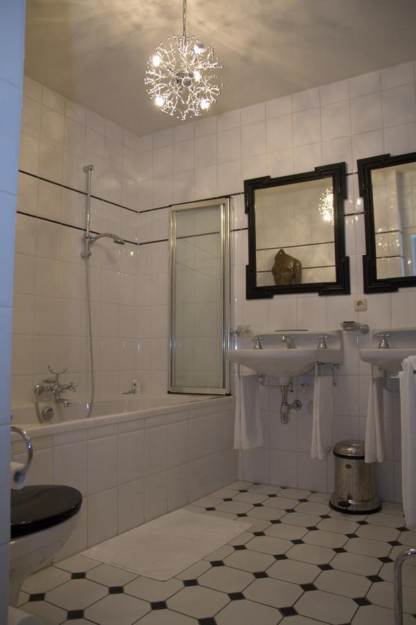 Boutique Hotel Huize Rustoord Esbeek Экстерьер фото